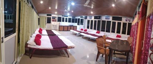 Blue Birds Homestay