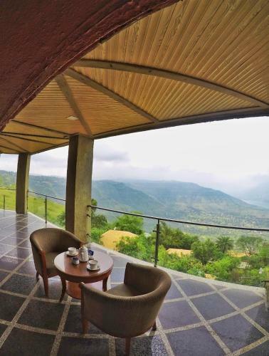 Ravine Hotel