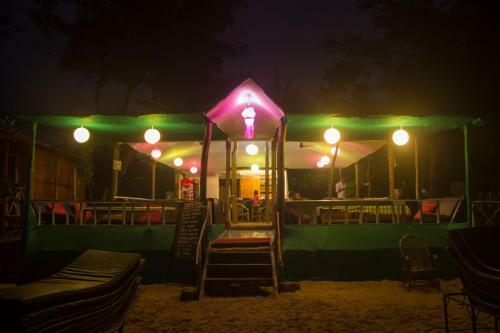 Hotel Shiva Shakti Yoga Beach Resort