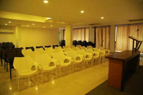 Hotel Hazmi AC Rooms
