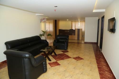 Hotel Hazmi AC Rooms