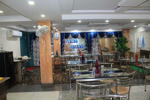 Hotel Gkm Grand