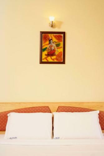 Hotel P R Pride Inn