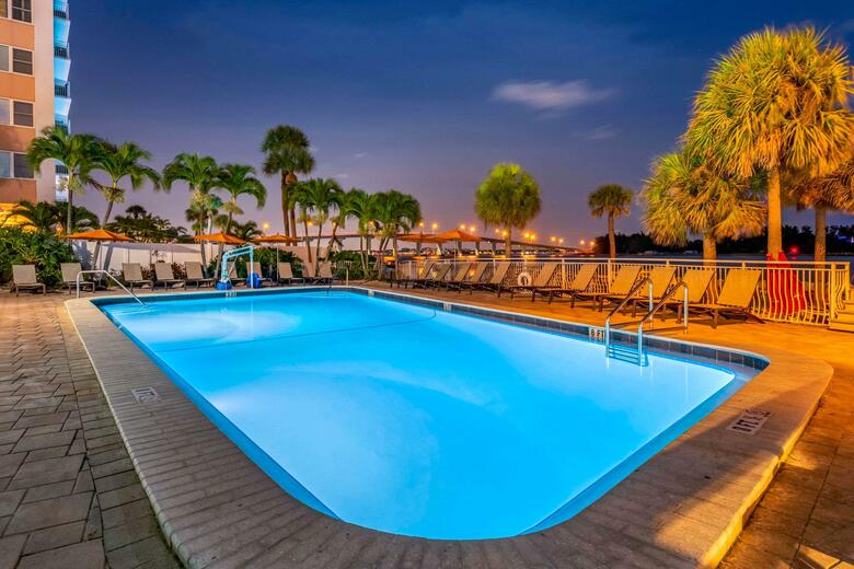 Quality Hotel On The Beach