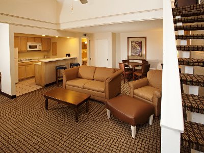Hotel International Palms Resort And Conference Center
