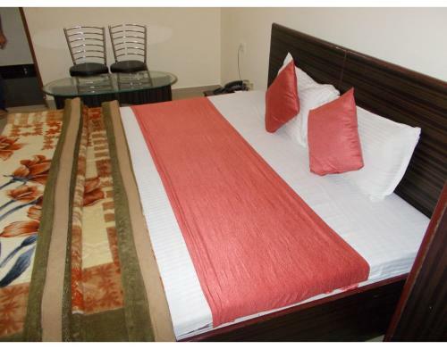 Hotel Traditional Stay At Laxman Jhula