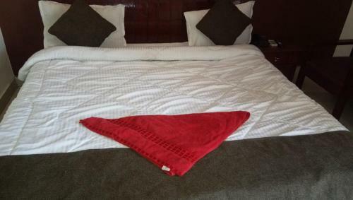 Hotel Premium Rooms Near Laxman Jhula