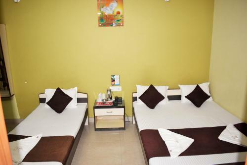 Hotel Debjyoti