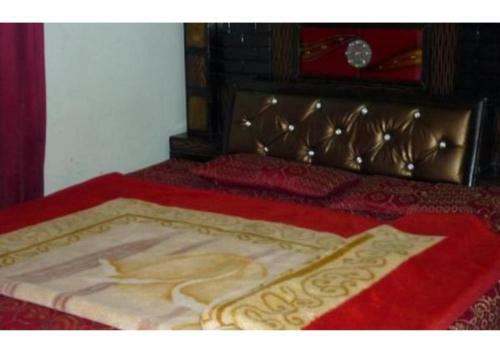 Mountain View Balcony Rooms On Main Road Shimla