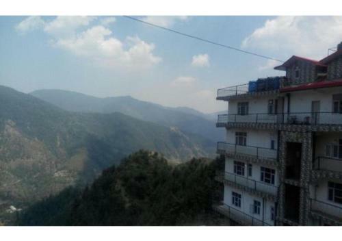 Mountain View Balcony Rooms On Main Road Shimla
