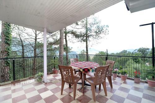 Apartamentos Valley View 2bhk Abode Near Isbt, Tutikandi
