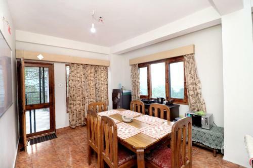 Apartamentos Valley View 2bhk Abode Near Isbt, Tutikandi