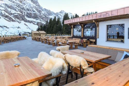 Berghotel Tr�bsee