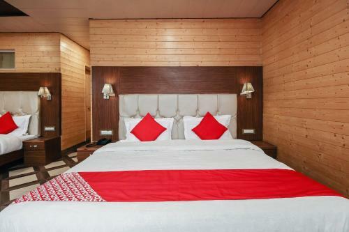 Hotel Oyo 16066 Chinar Comforts
