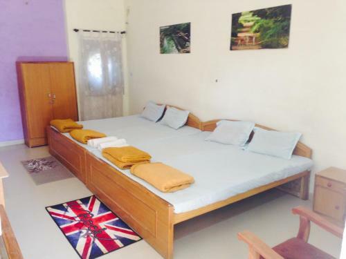 Hotel Narmada Palace