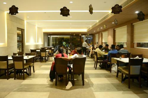 Hotel Vignesh Residency