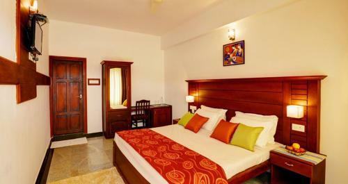 Hotel Spice Residency