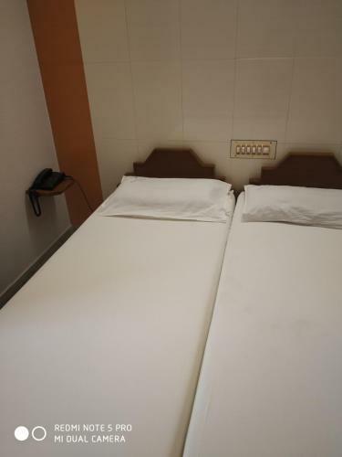 Hotel Krishna Lodge