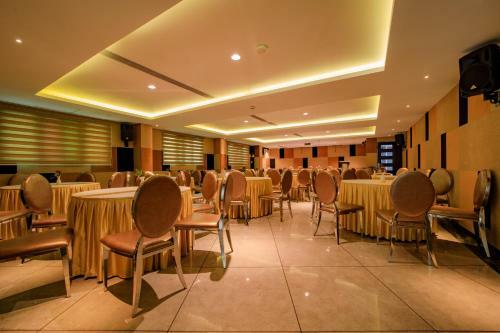 Hotel Ambara Suites