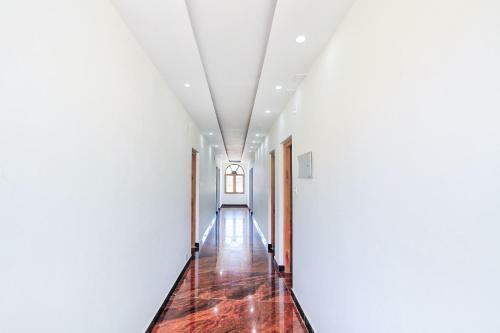 Capital O 8709 Hotel Rain Forest