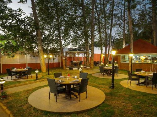 Hotel Vinnca West Downs Heritage Resort