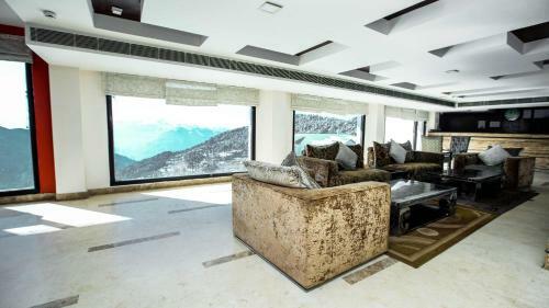 Hotel Patnitop Heights
