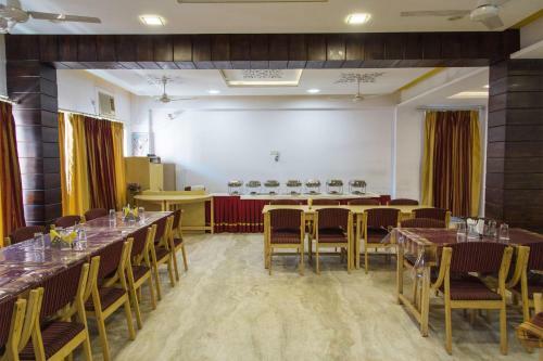 Hotel Gorbandh