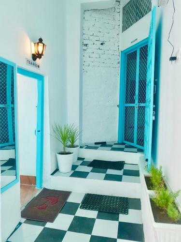 Gypsy Child Lake Hostel Udaipur