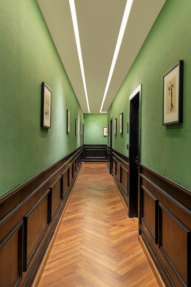 Hotel Viaan