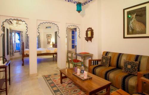 Lake Pichola Hotel