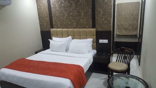 Hotel S L E Residency
