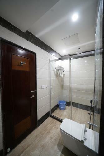 Hotel Square Inn
