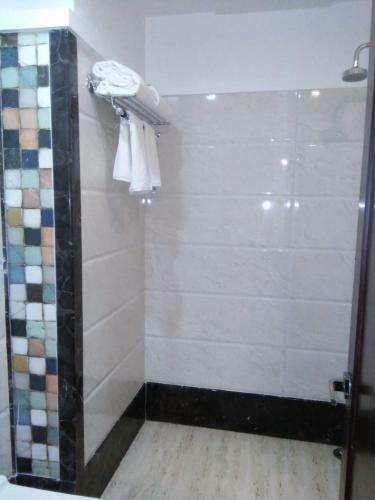 Hotel Square Inn