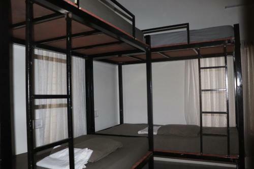 Short Giraffe Hostels - Varkala Beach