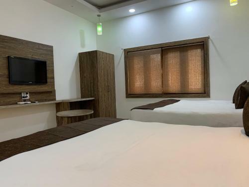 Hotel Yashogopal Resortico