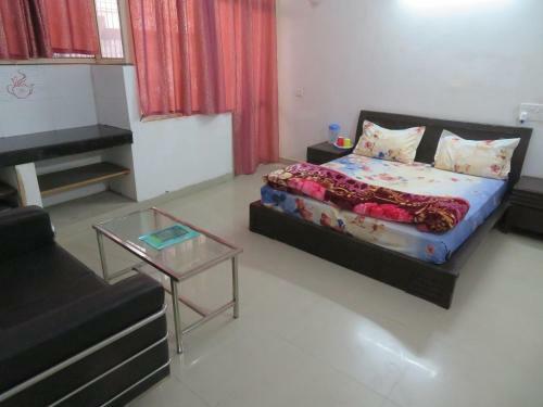 Hostal Nikunj Palace