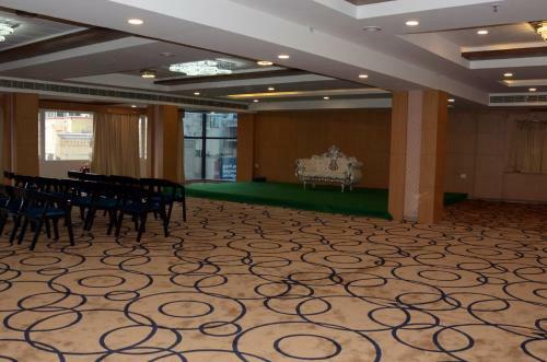 Hotel Karunyaresidency