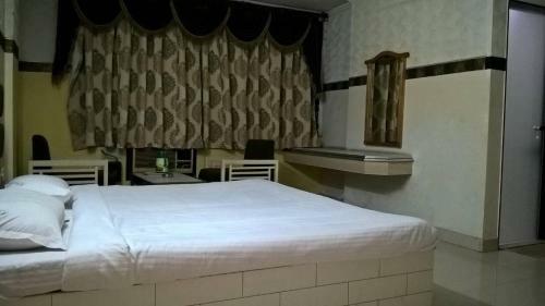 Posada Sarovar Hotel