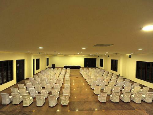 Hotel Amritara Ambatty Greens Resort