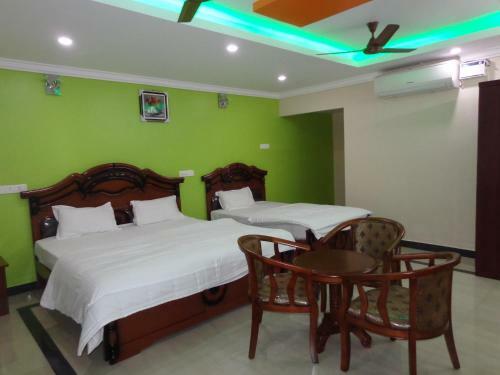 Lodge Krish Residency