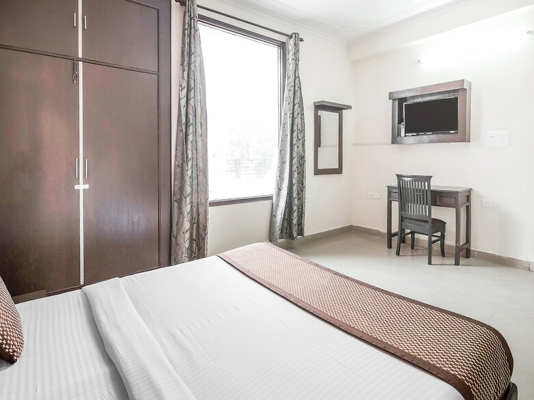 Hotel Capital O 15929 Comfort Residency