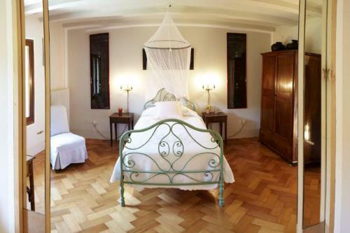 Bastia Villa Sleeps 9 Pool Air Con Wifi