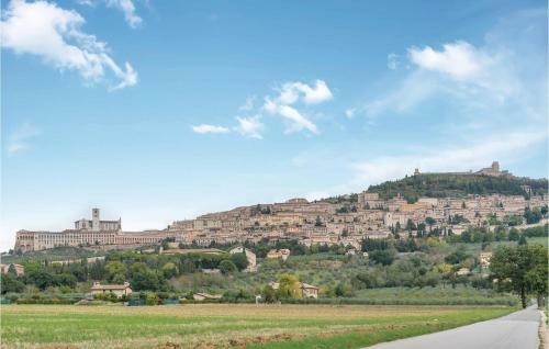 Six-bedroom Holiday Home In Castel Ritaldi (pg)