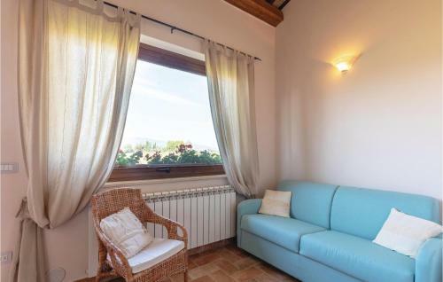 Six-bedroom Holiday Home In Castel Ritaldi (pg)
