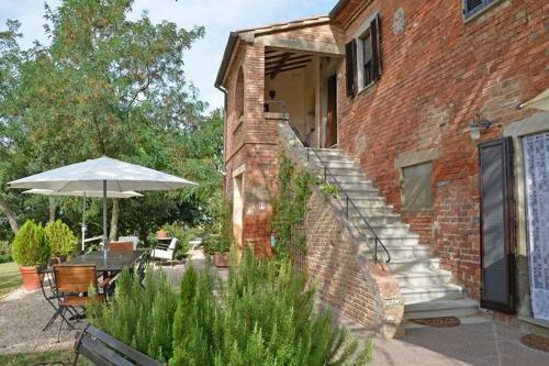 Castiglione Del Lago Apartment Sleeps 4