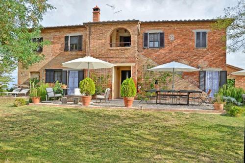 Castiglione Del Lago Apartment Sleeps 4