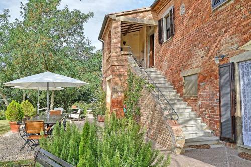 Castiglione Del Lago Apartment Sleeps 6