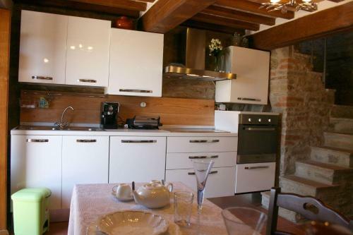 Piaggia Di Sopra Villa Sleeps 2 Pool Air Con Wifi