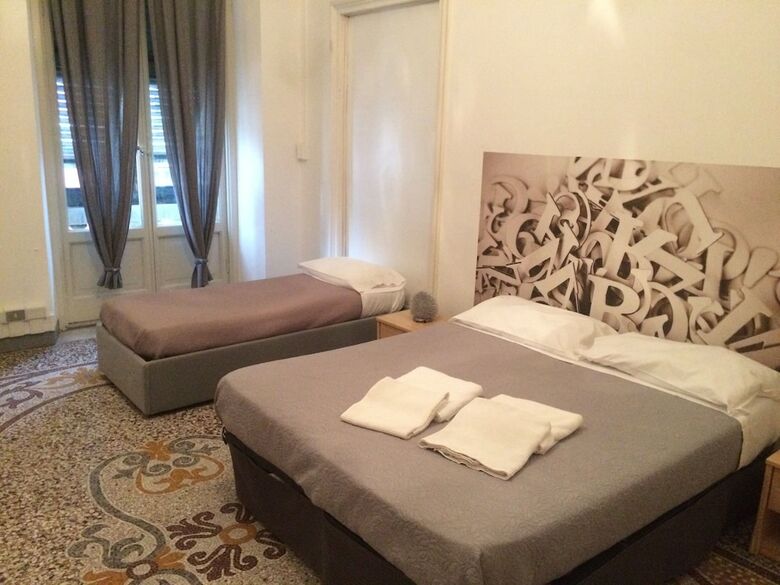 Hostal Guest House Roma