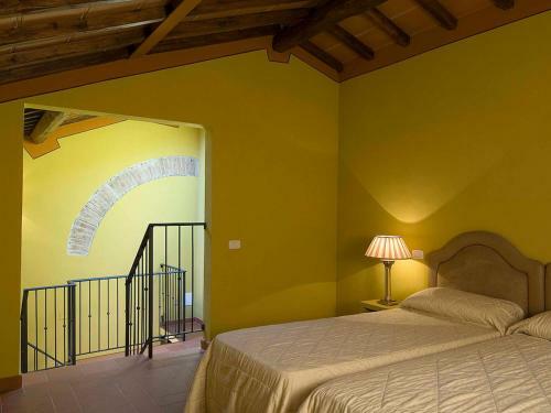 Grosseto Apartment Sleeps 4 Pool Air Con T247642